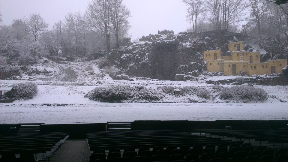 bühne schnee