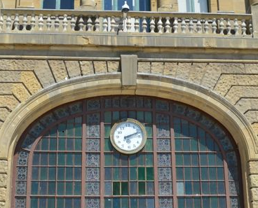 Uhr